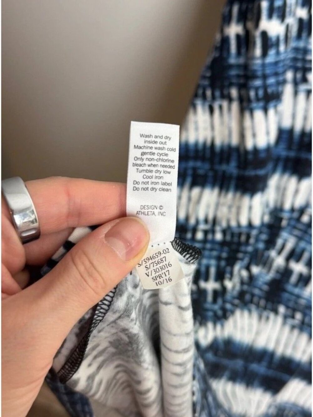 Athleta Blue White Tie Dye Sleeveless Maxi Dress Size Small Modal Spandex Womens - Picture 5 of 5